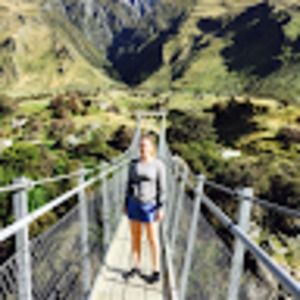 Meet your Posher, Emily